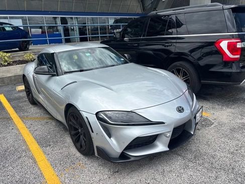Used 2022 Toyota Supra w/ Safety & Technology Package RWD image 3