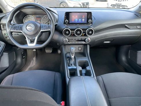 Certified 2023 Nissan Sentra S FWD image 8
