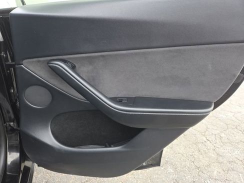 Used 2023 Tesla Model Y Long Range image 25