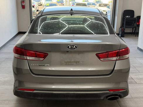 Used 2017 Kia Optima LX FWD image 5