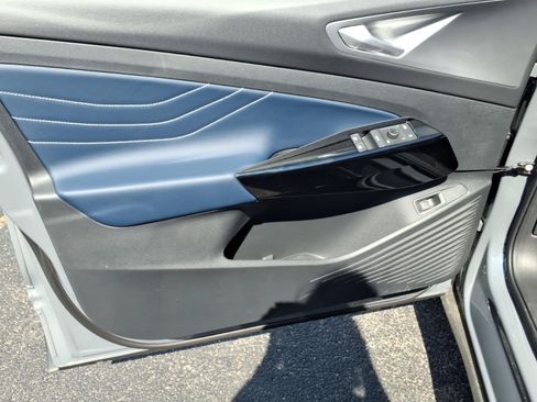 New 2026 Volkswagen ID.4 Pro S RWD image 10