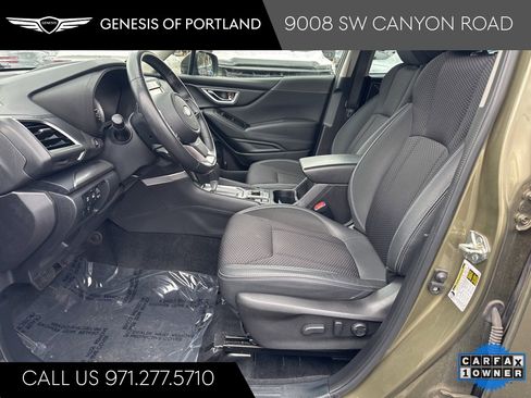 Used 2022 Subaru Forester Premium image 20