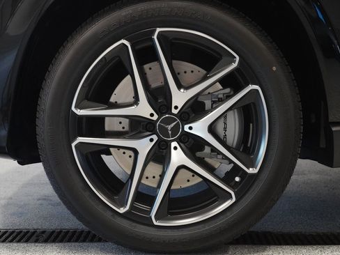 New 2026 Mercedes-Benz GLE 53 AMG 4MATIC Coupe image 11