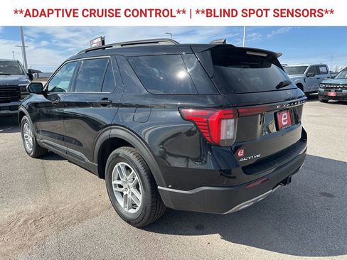 New 2026 Ford Explorer Active w/ Active Comfort Package image 6