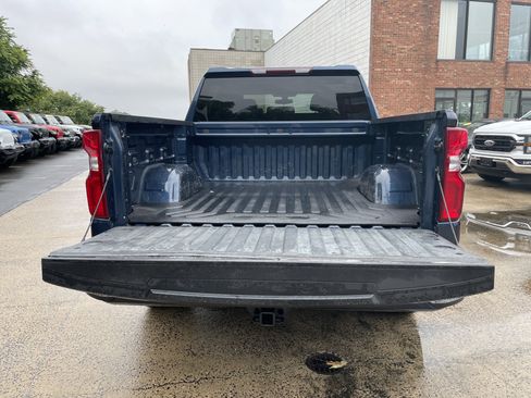 Used 2019 Chevrolet Silverado 1500 Custom w/ Custom Value Package image 21