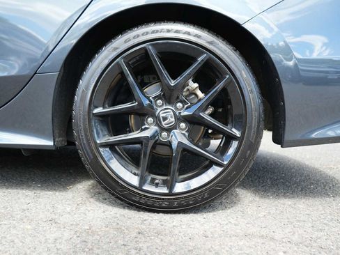 Used 2023 Honda Civic Sport image 13