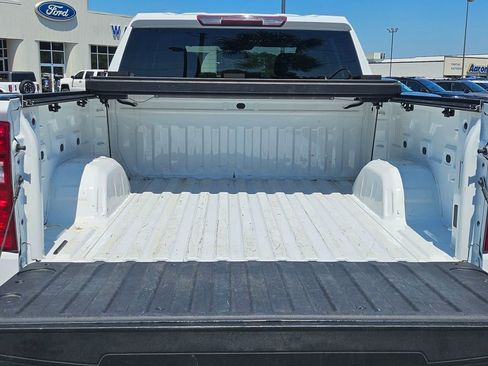 Used 2022 Chevrolet Silverado 1500 LT w/ Z71 Off-Road Package AWD/4WD image 13