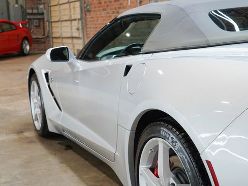 Used 2014 Chevrolet Corvette Stingray Convertible w/ 3LT Preferred Equipment Group RWD image 19