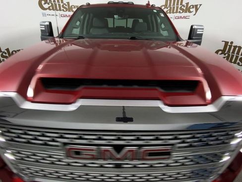 Used 2023 GMC Sierra 2500 Denali w/ Denali Ultimate Package image 3