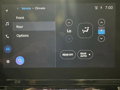 Used 2025 Toyota Sienna LE FWD image 32