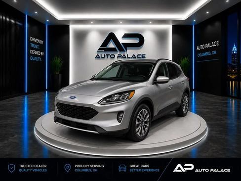Used 2022 Ford Escape SEL FWD image 1