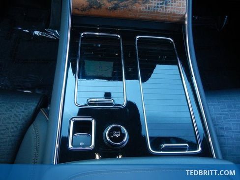 Used 2025 Lincoln Aviator Black Label w/ Jet Appearance Package image 35