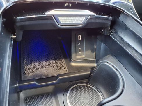 Used 2026 Mercedes-Benz GLC 300 4MATIC image 18