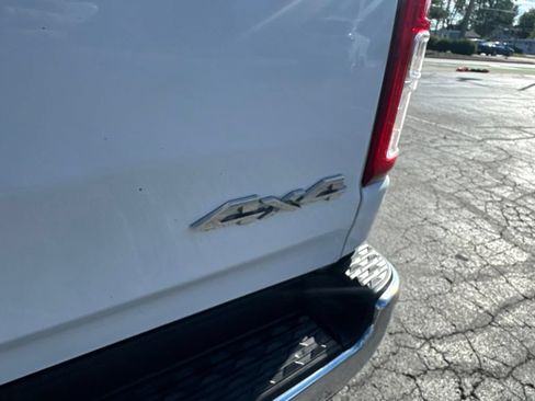 Used 2020 RAM 1500 Big Horn AWD/4WD image 45