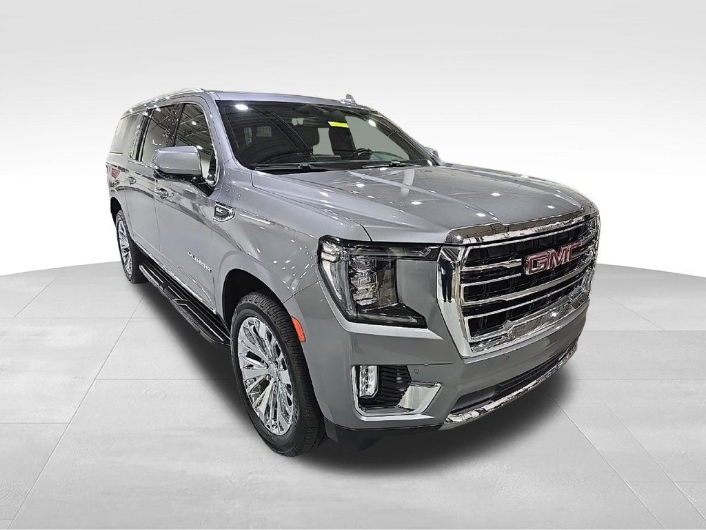 Used 2022 GMC Yukon XL SLT w/ SLT Premium Package AWD/4WD image 2