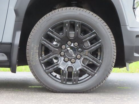 New 2026 Chevrolet Silverado EV LT w/ Plus Package image 17