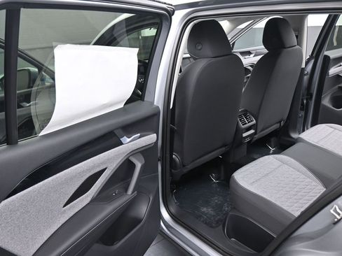 New 2026 Volkswagen Tiguan S FWD image 39