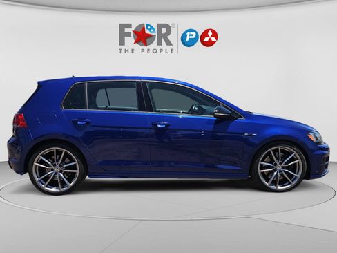 Used 2017 Volkswagen Golf R 4-Door AWD/4WD image 6