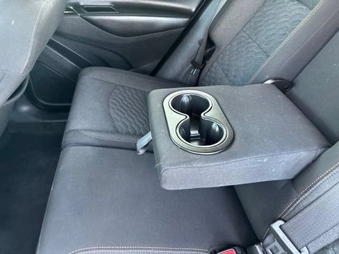Used 2021 Chevrolet Equinox LT FWD image 21