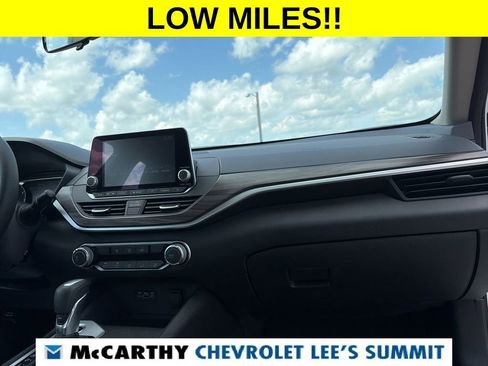 Used 2025 Nissan Altima 2.5 SV image 28