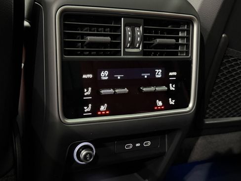 New 2026 Porsche Cayenne AWD/4WD image 22