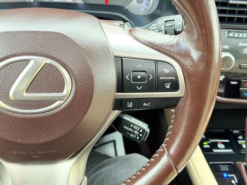 Used 2018 Lexus RX 350L Luxury image 71