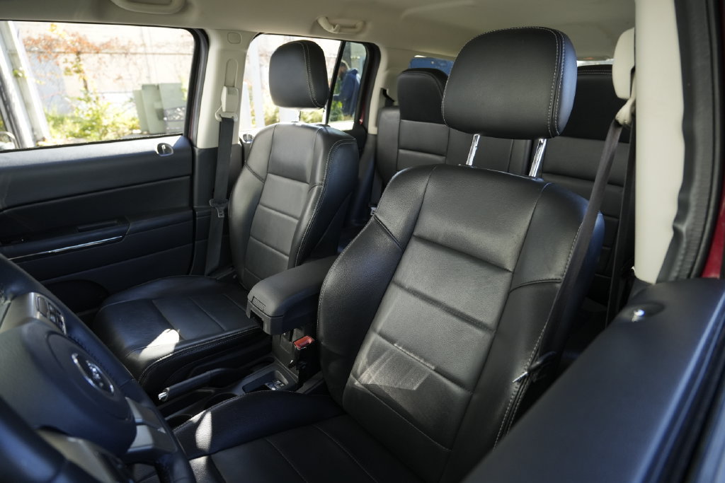 Used 2012 Jeep Patriot Limited AWD/4WD image 21