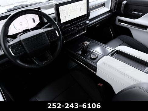Used 2025 GMC Hummer EV 3X AWD/4WD image 14
