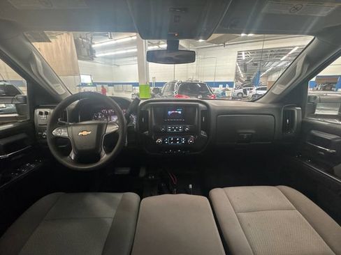 Used 2015 Chevrolet Silverado 2500 W/T AWD/4WD image 28