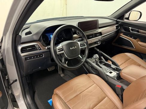 Used 2022 Kia Telluride SX w/ SX Prestige Package image 20