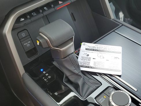 New 2026 Toyota Tundra Platinum AWD/4WD image 31