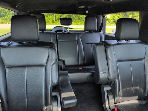 Used 2021 Ford Expedition Max XLT AWD/4WD image 8