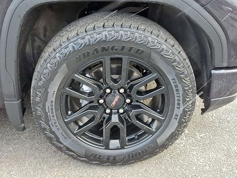 Used 2023 GMC Sierra 1500 Elevation image 9