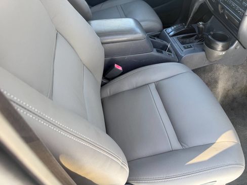 Used 1996 Toyota Land Cruiser image 49