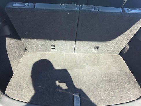 Used 2023 Tesla Model Y Long Range image 8