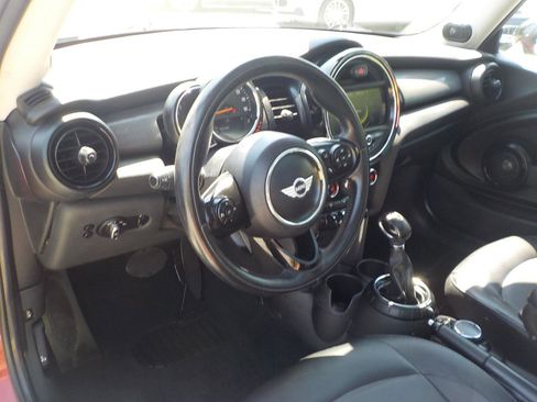 Used 2015 MINI Cooper 2-Door Hardtop image 10