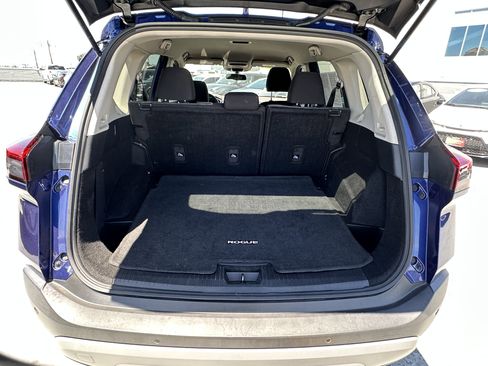 Used 2023 Nissan Rogue SV AWD/4WD image 20