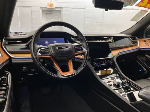 Certified 2022 Jeep Grand Cherokee Summit AWD/4WD image 13