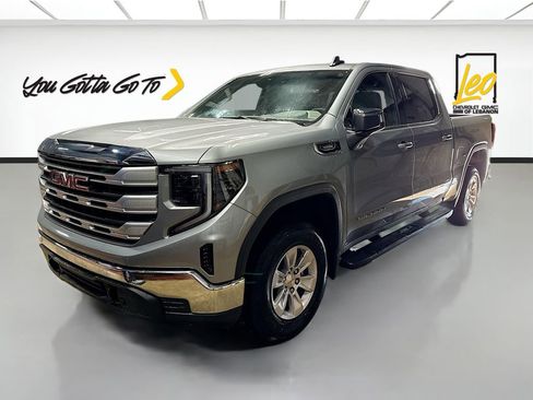 New 2026 GMC Sierra 1500 SLE w/ Preferred Package image 3