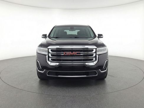 Used 2023 GMC Acadia SLT image 2