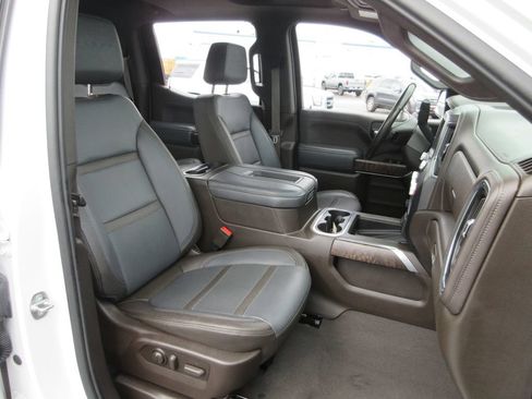 Used 2019 GMC Sierra 1500 Denali w/ Denali Ultimate Package AWD/4WD image 25