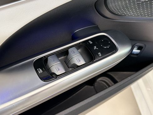 Used 2022 Mercedes-Benz C 300 Sedan image 23