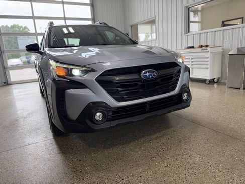 Used 2023 Subaru Outback Premium w/ Tech Package 1 AWD/4WD image 32