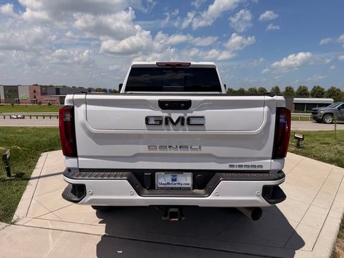 Used 2025 GMC Sierra 3500 Denali Ultimate w/ Snow Plow Prep/Camper Package AWD/4WD image 8