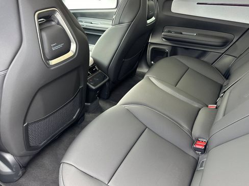 Used 2026 Polestar Polestar 4 AWD/4WD image 4