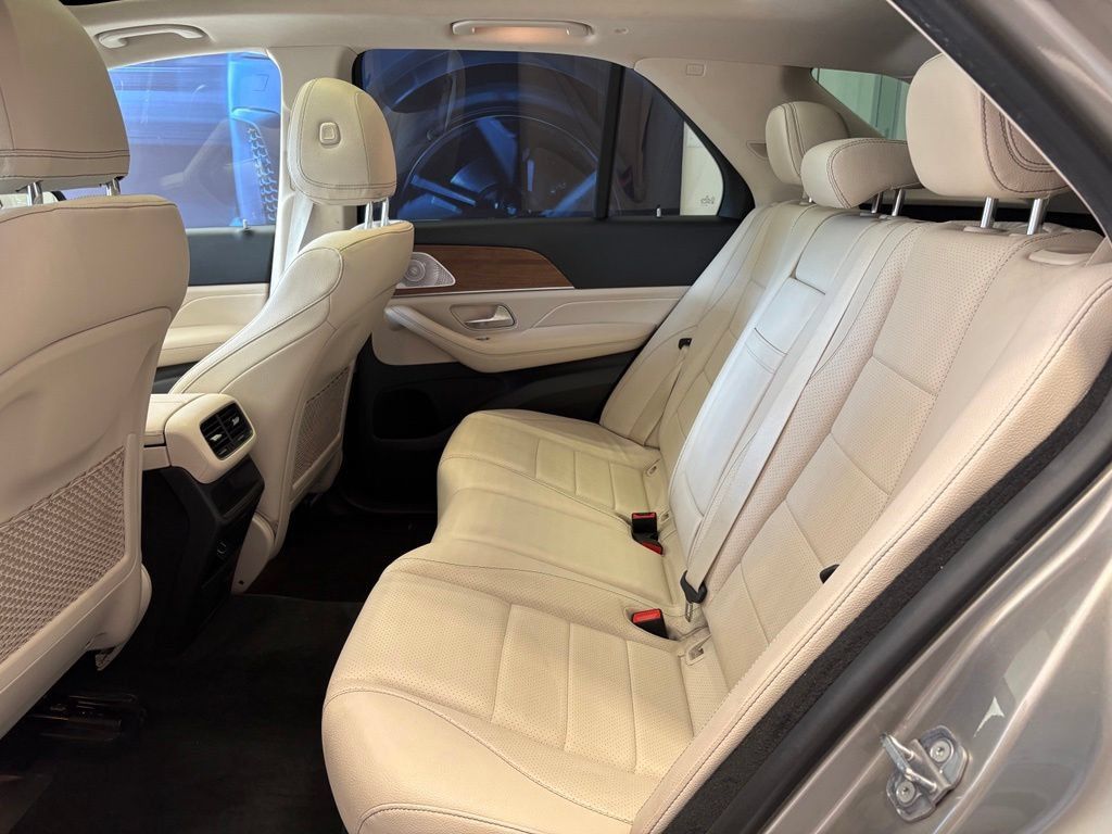 Used 2021 Mercedes-Benz GLE 350 4MATIC image 16