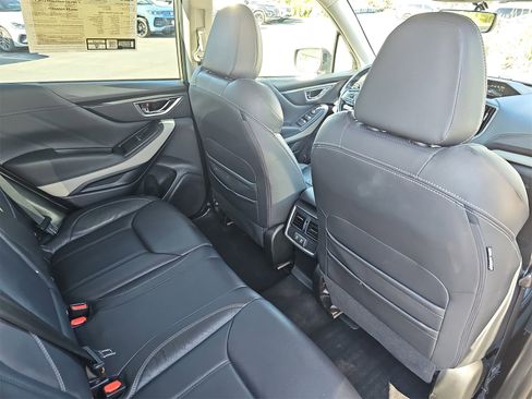 Used 2022 Subaru Forester Limited w/ Popular Package #3 image 11