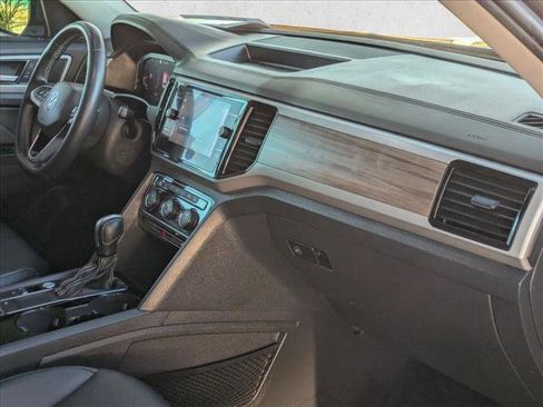 Used 2021 Volkswagen Atlas SEL image 22
