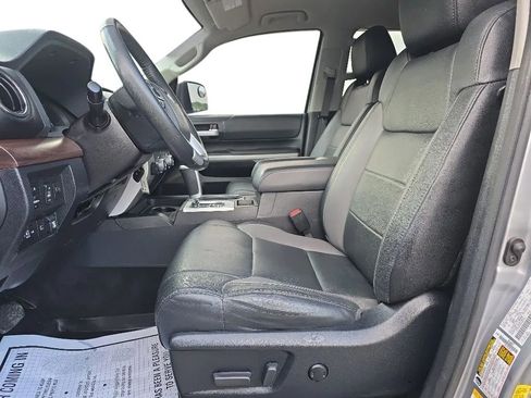 Used 2019 Toyota Tundra Limited w/ Limited Premium Package AWD/4WD image 14