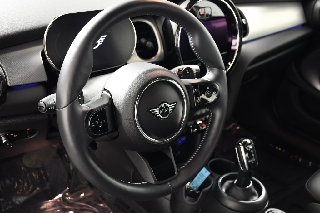 Used 2022 MINI Cooper S w/ Premium Package FWD image 13
